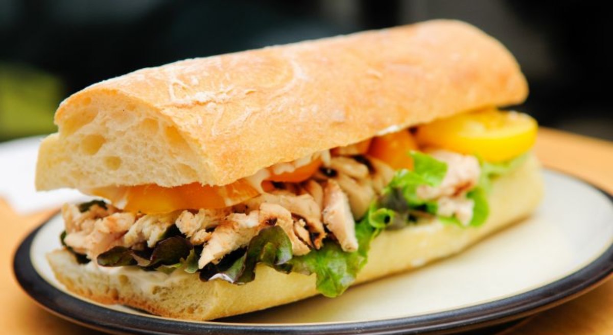 ایده خوشمزه لقمه برای مدرسه با مرغ