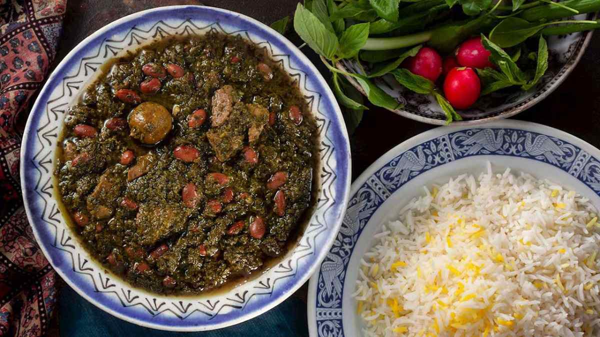 دستور قورمه سبزی برای 30 نفر