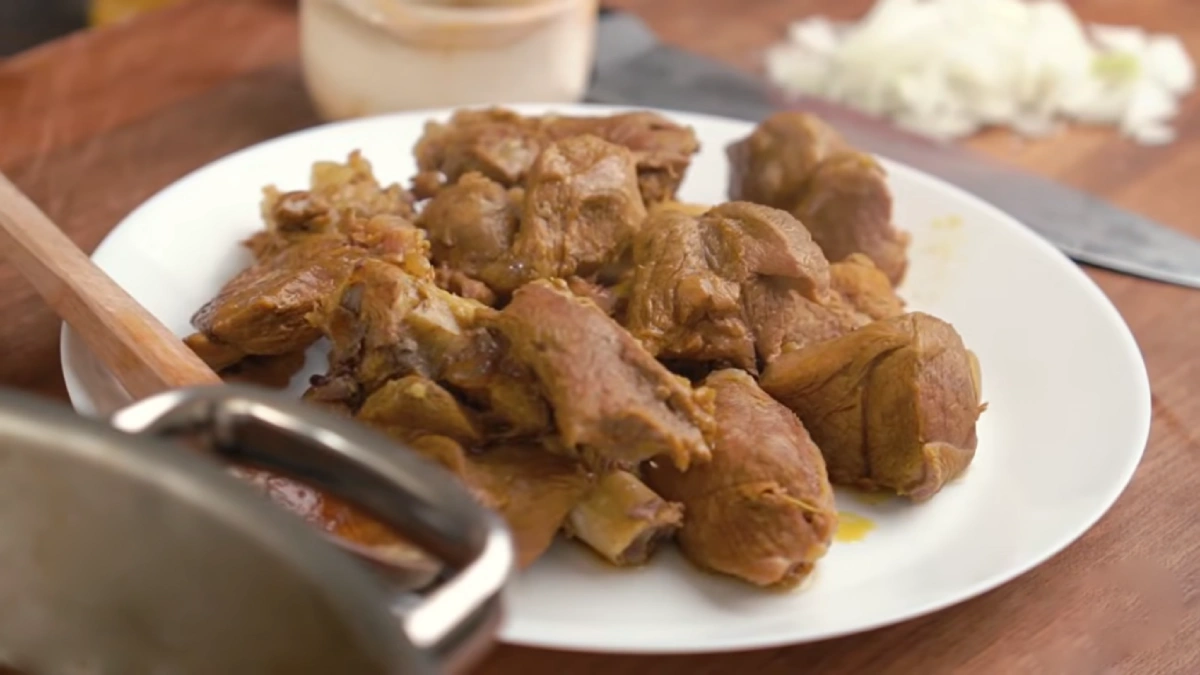 طرز تهیه چلو گوشت گوسفندی برای 30 نفر