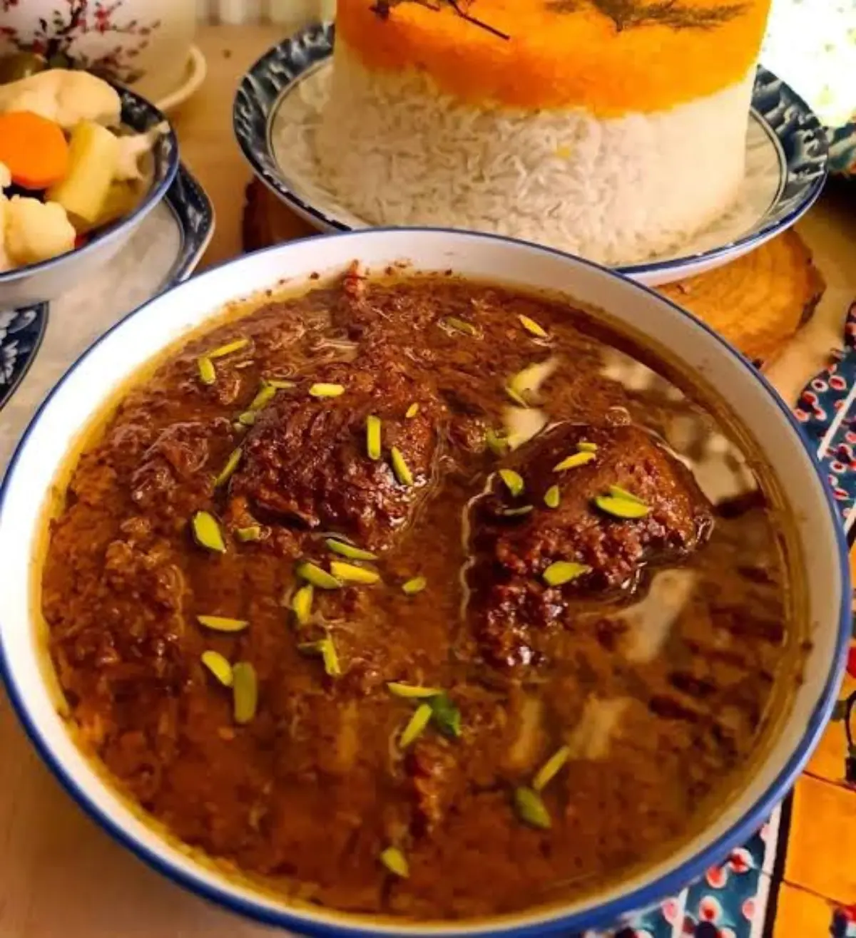 طرز تهیه فسنجون با گوشت برای 15 نفر